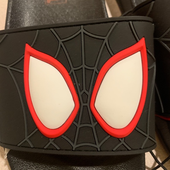 Spider-Man slides - Picture 2 of 4